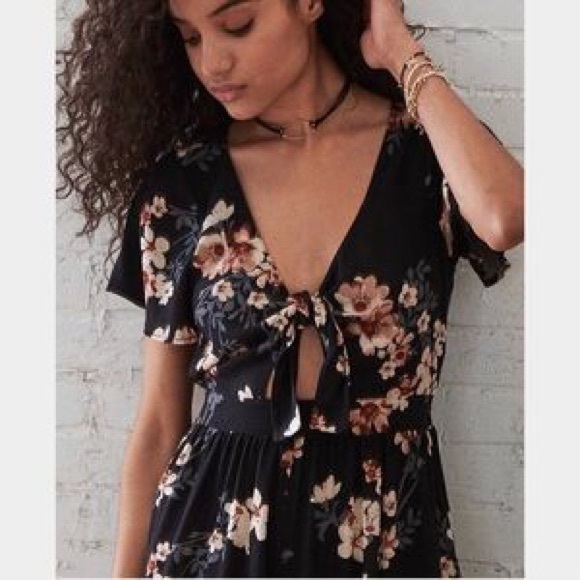 American Eagle Romper - Picture 3 of 6